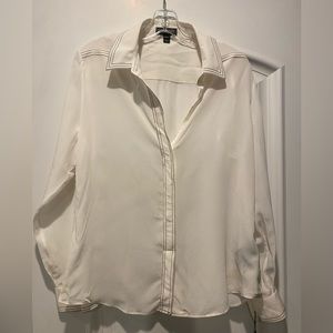 Burberry white women’s blouse. Size US 8
